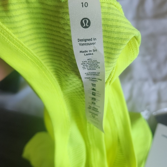 🆕️ LULULEMON Swiftly Tech Tank Top Race Length 2.0 Neon Yellow 10 nwt - Picture 5 of 5